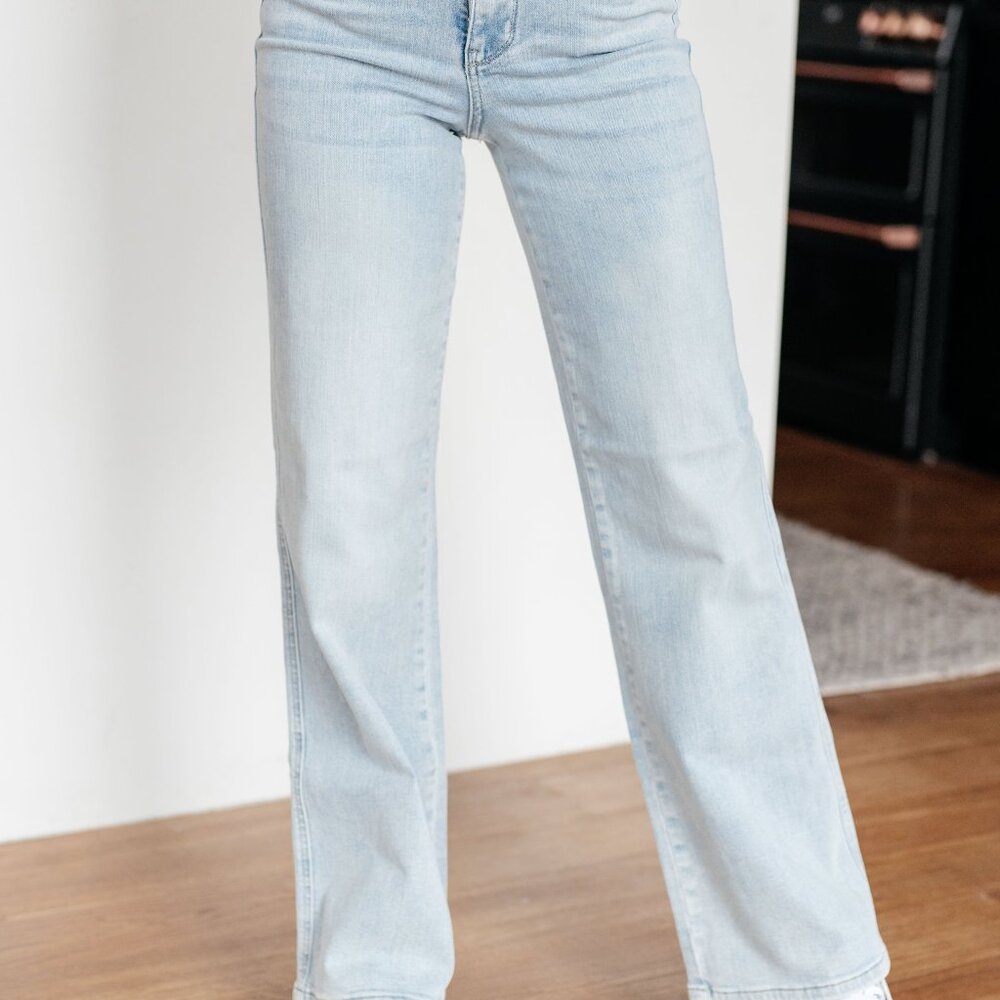 NWT Judy Blue High Rise Control Top Vintage Wash Straight Jeans 0/24
